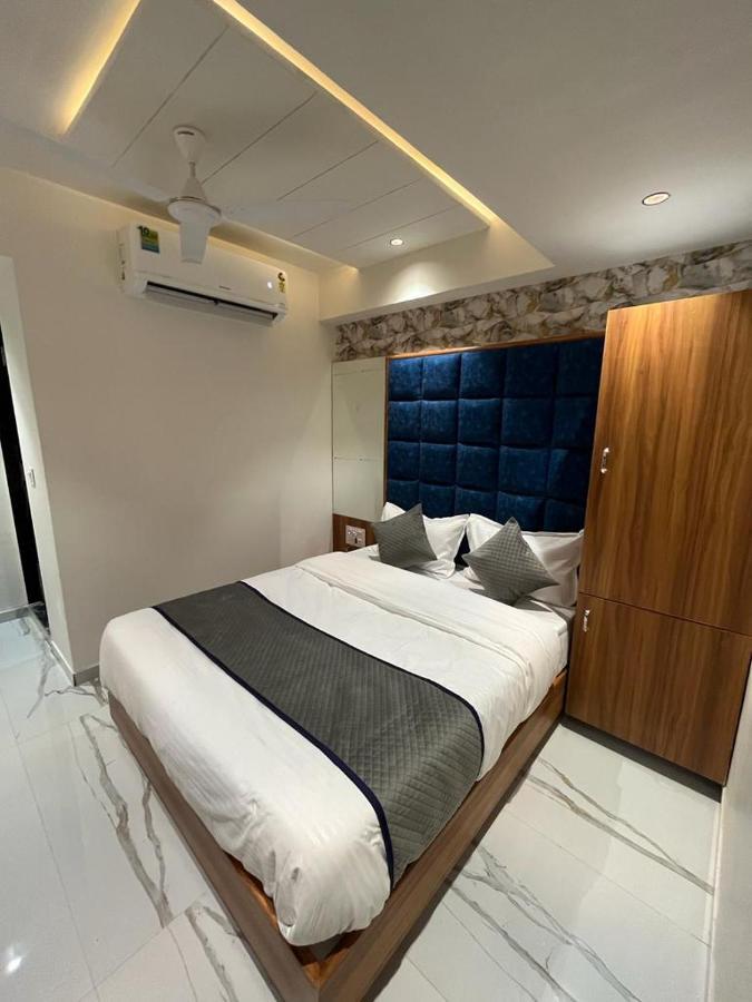 Hotel Paramount Villa Gandhinagar Extérieur photo