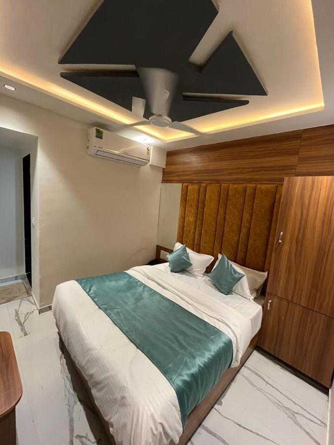 Hotel Paramount Villa Gandhinagar Extérieur photo