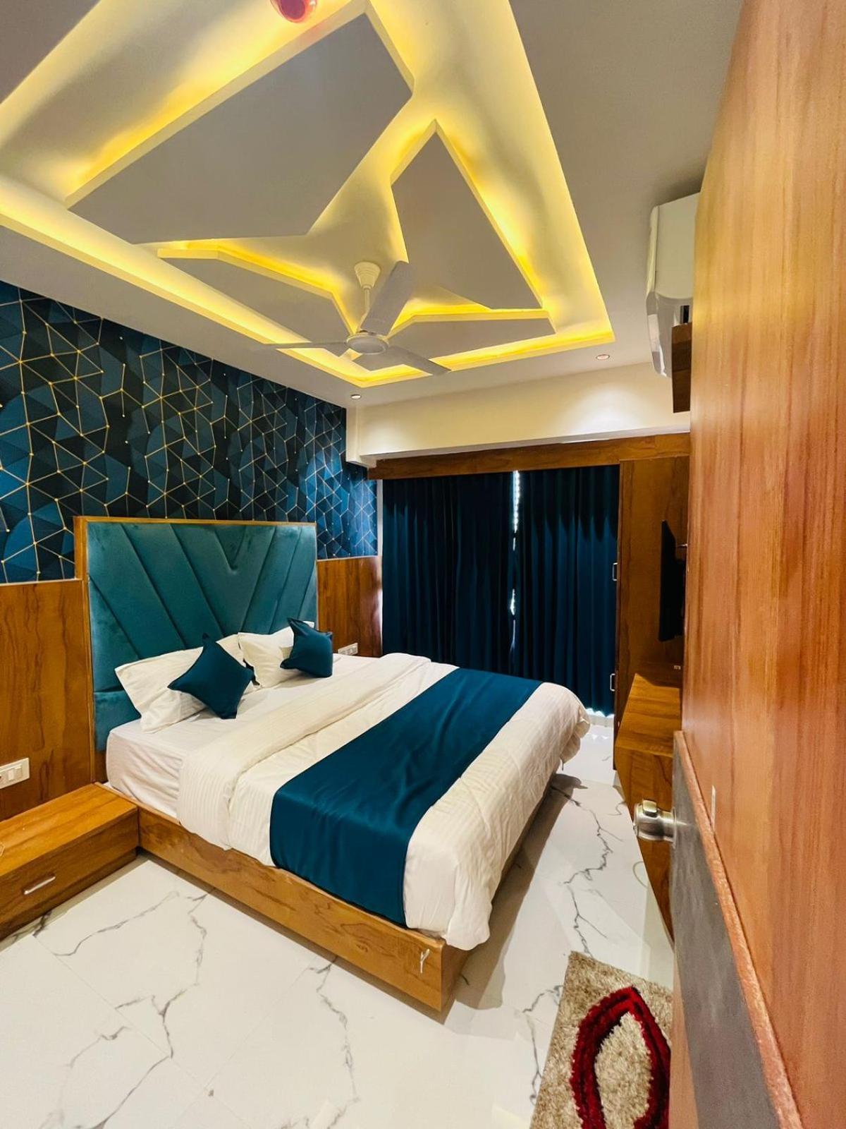 Hotel Paramount Villa Gandhinagar Extérieur photo